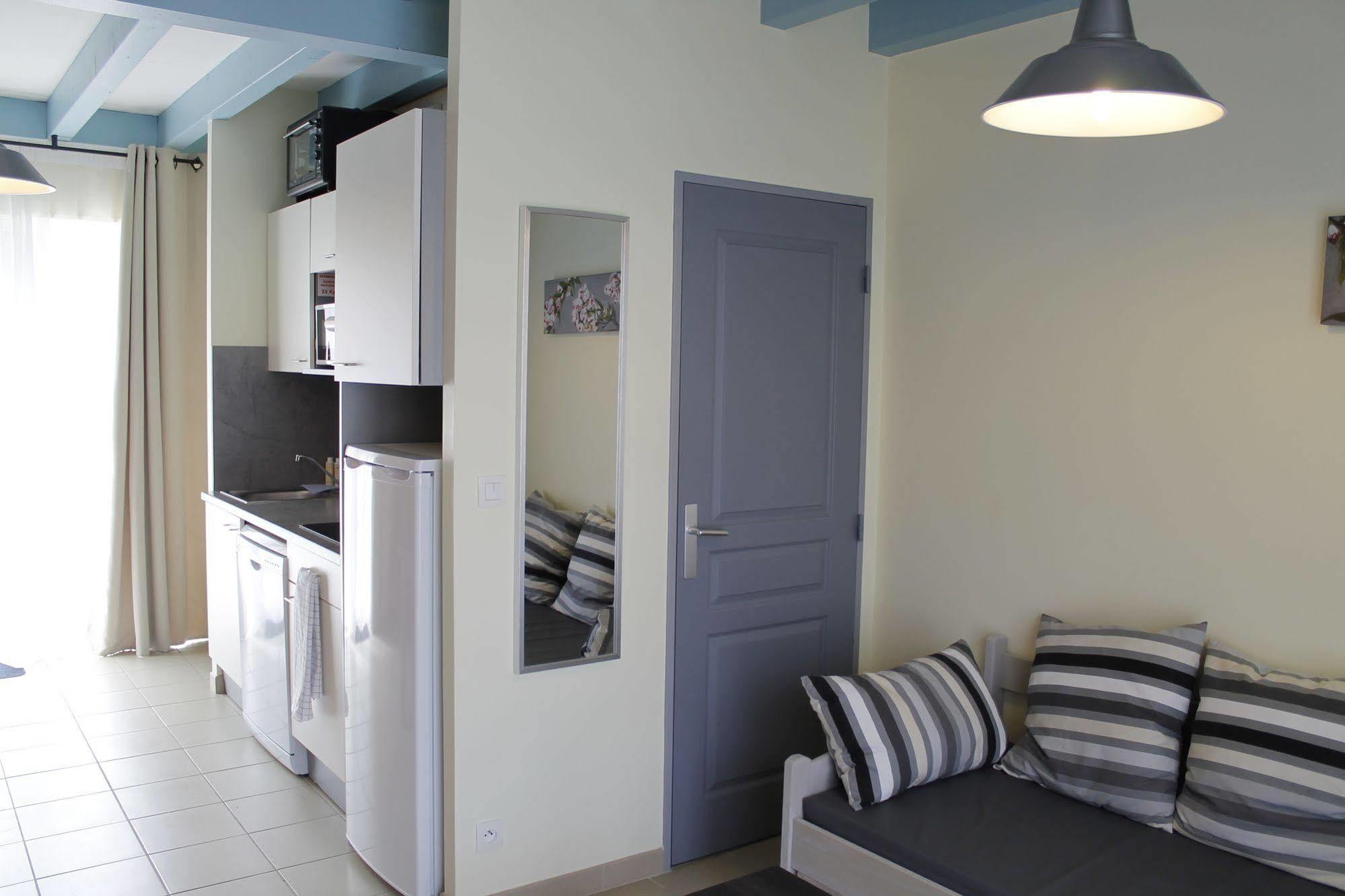 Les Cottages Du Saleys By Resid&Co Salies-de-Bearn Bagian luar foto